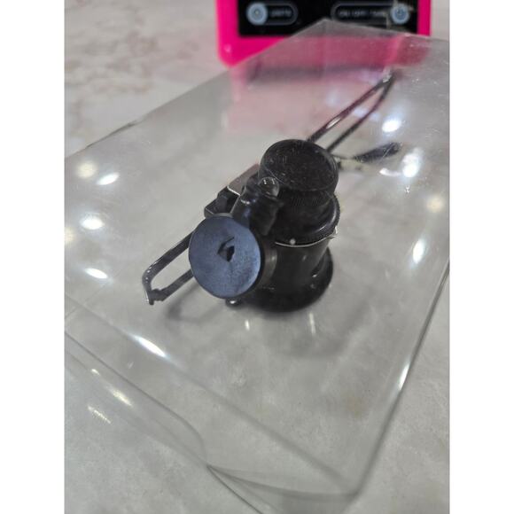 New Singal Eye Lighted Magnifying Eyeglass 20 times - Picture 2 of 4
